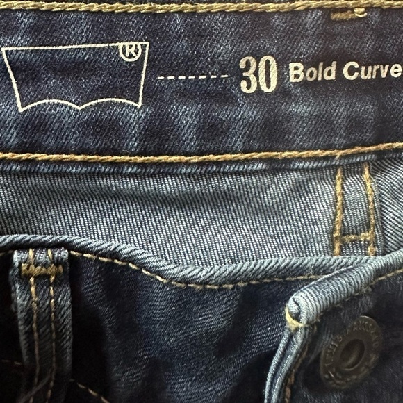 Levi’s Bold Curve Skinny Jeans - Picture 10 of 14